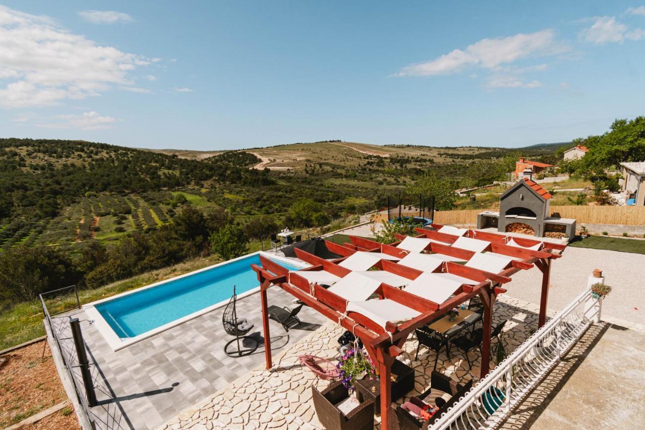 Guest House "The View" - With A Pool Donje Polje المظهر الخارجي الصورة