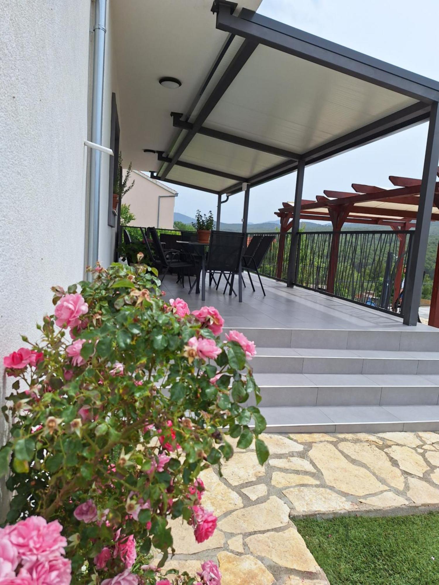 Guest House "The View" - With A Pool Donje Polje المظهر الخارجي الصورة