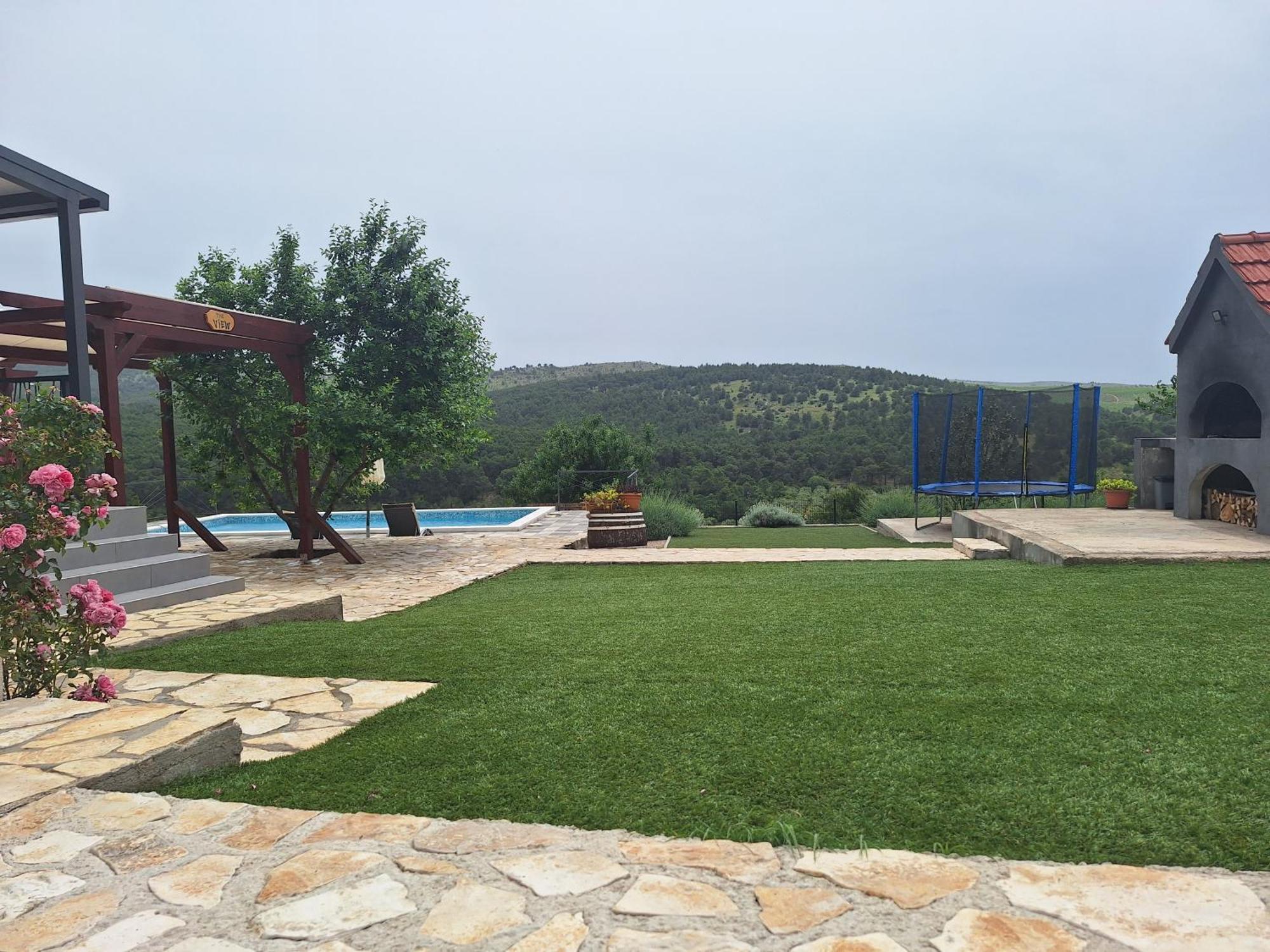 Guest House "The View" - With A Pool Donje Polje المظهر الخارجي الصورة